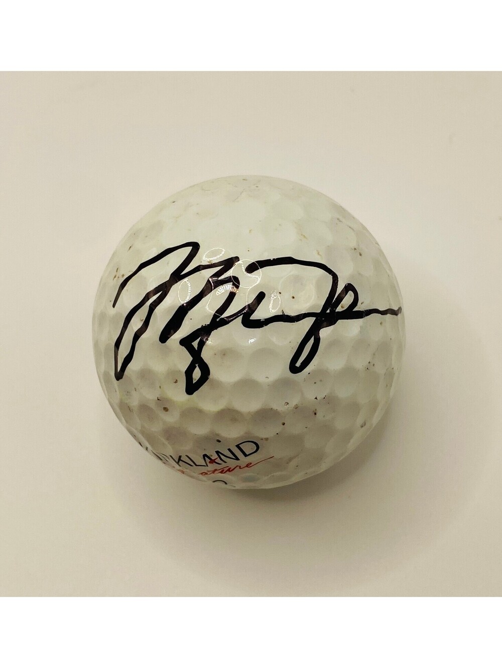 Michael Jordan Signed Golf Ball In Case With COA (3015309)